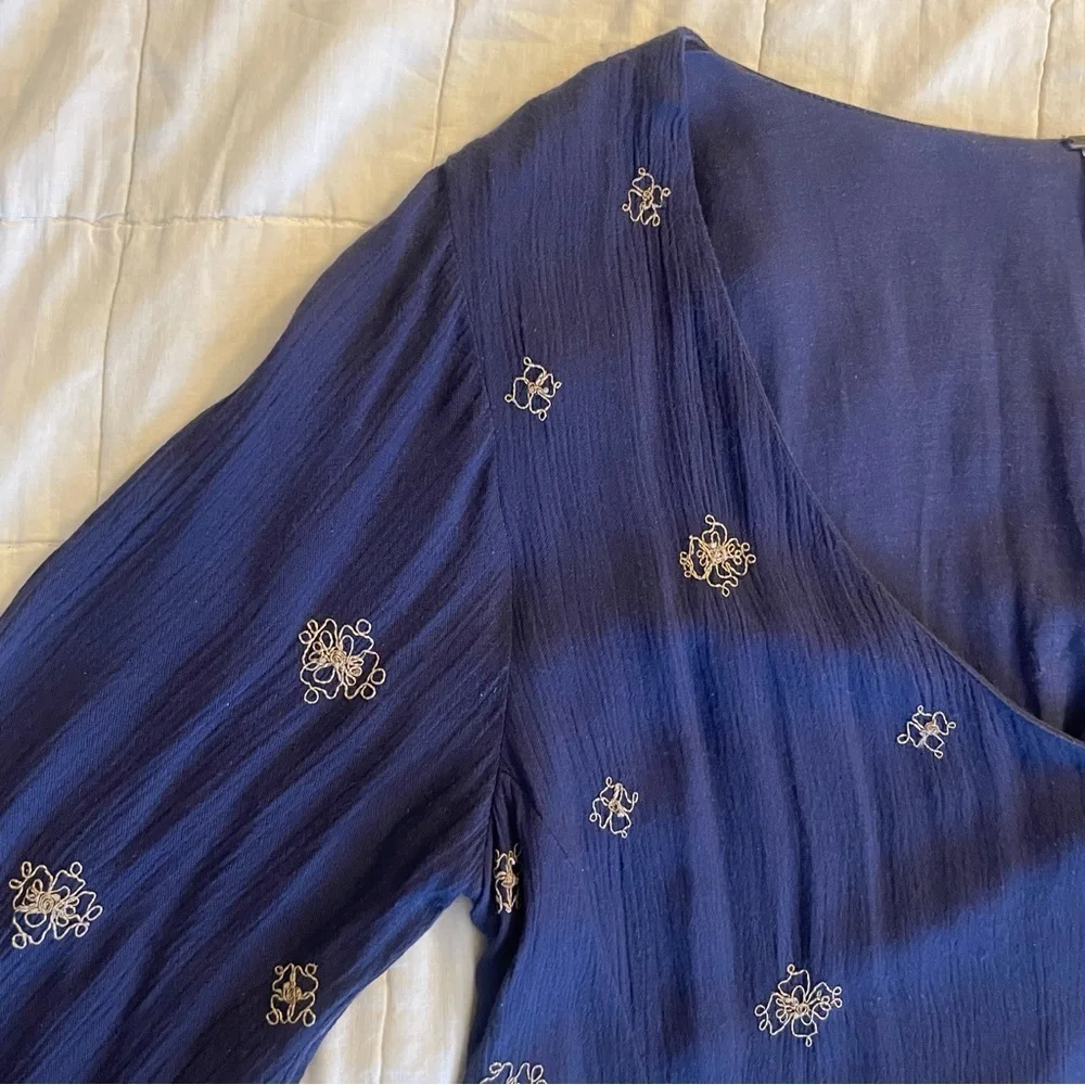 Free People Embroidered Oversize Navy Bell Sleeve Mini Dress Size XS Pockets
